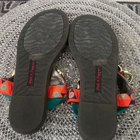 Pink and pepper beautiful sandals, new without box.7.5 - Picture 4 of 7